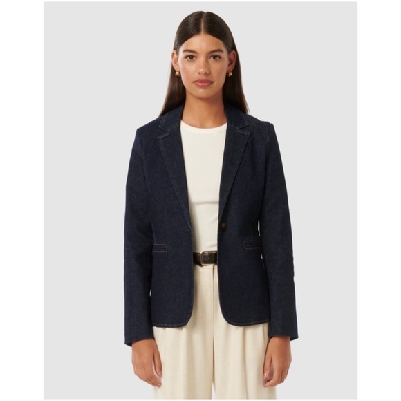 New • Draper James • Reese Denim Blazer - Picture 1 of 6
